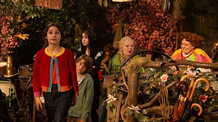 PRÍBEHY KÚZELNÉHO STROMU