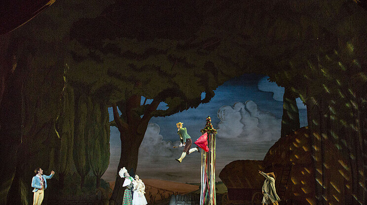 Kráľovský balet: Zle strážené dievča