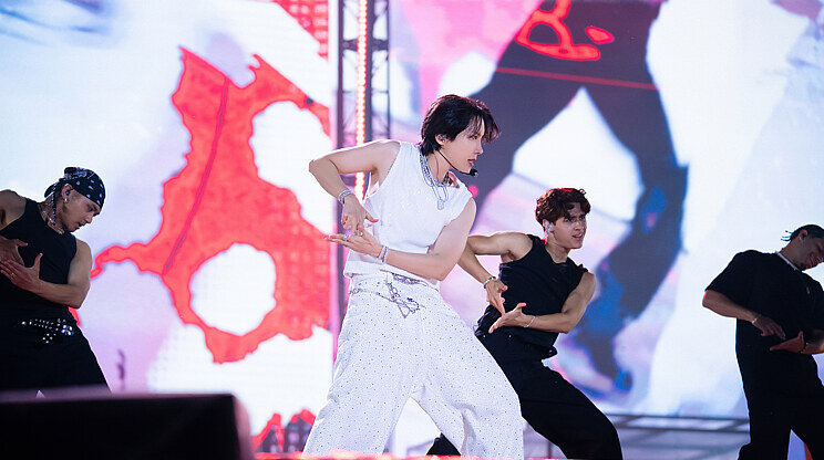 j-hope Tour HOPE ON THE STAGE The Movie